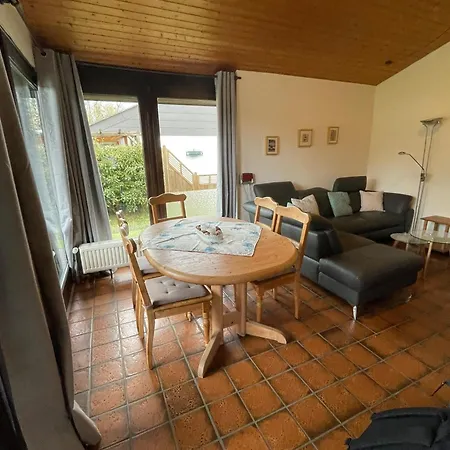 H5 Haus Schwalbennest Kaminofen Wlan Butjadingen